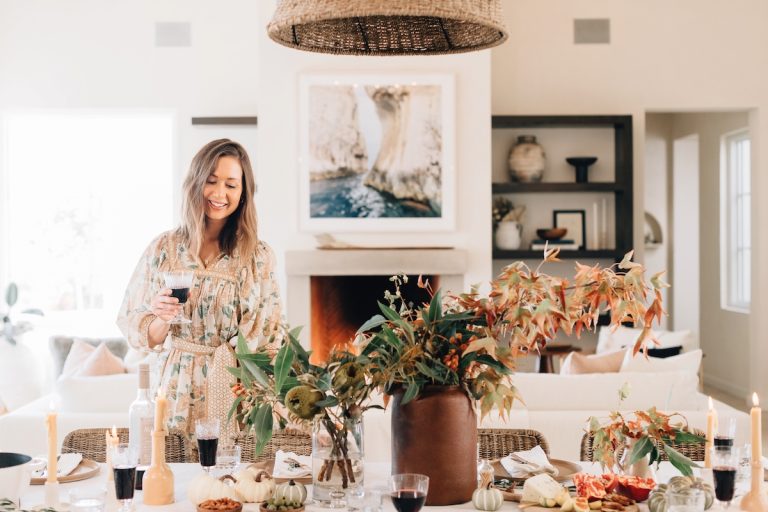 Pumpkins, Leaves, & Earthy Vibes: Here’s How I’m Setting This Year’s Thanksgiving Table